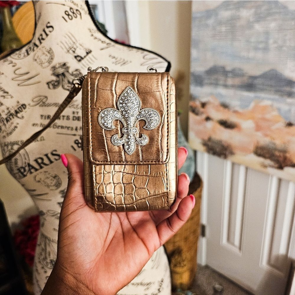 Y2K Faux Leather Blinged Out Detail Rectangular Compact Mini Purse.